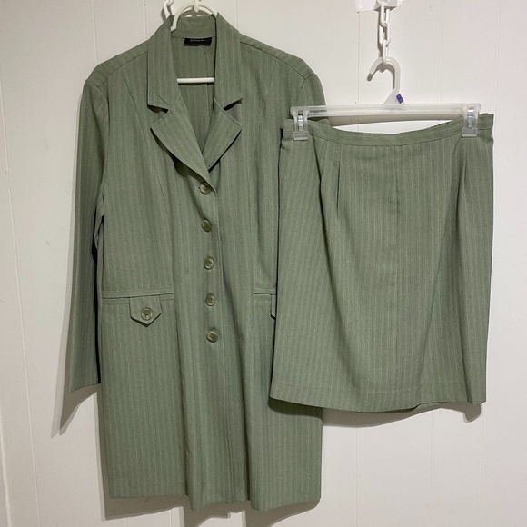 Vintage 90's Spago Collection 2-Piece Skirt Suit Set Size 16 Mint Green Stripe - Picture 1 of 16